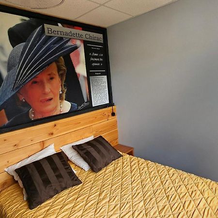 Au P'Tit Quinquin Hotell Céaux Exteriör bild