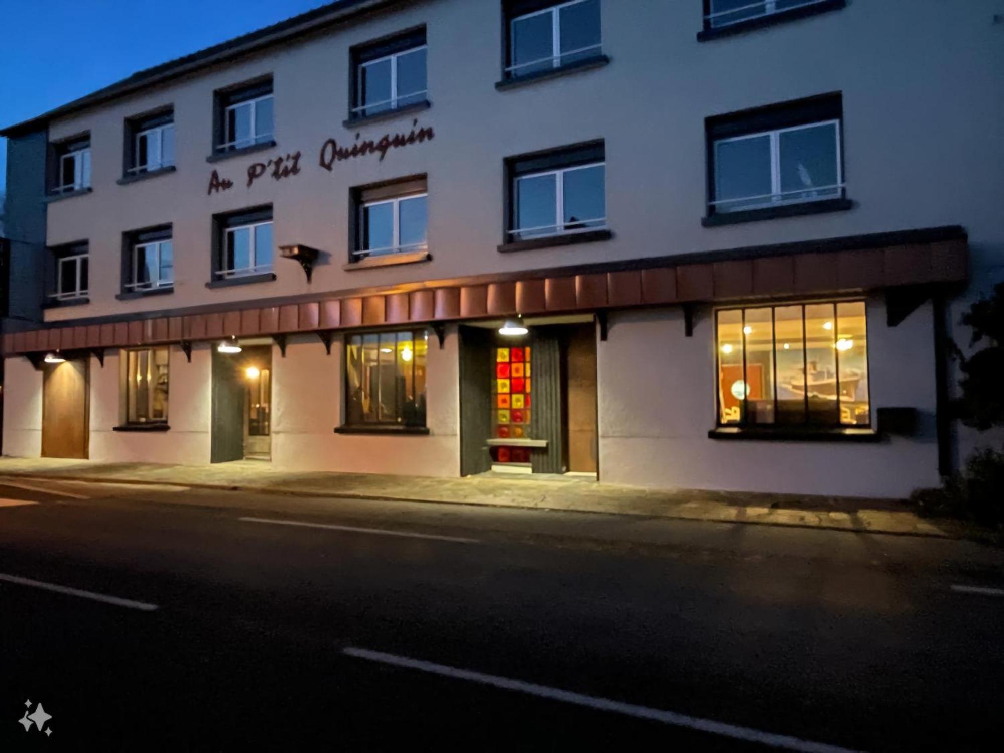 Au P'Tit Quinquin Hotell Céaux Exteriör bild