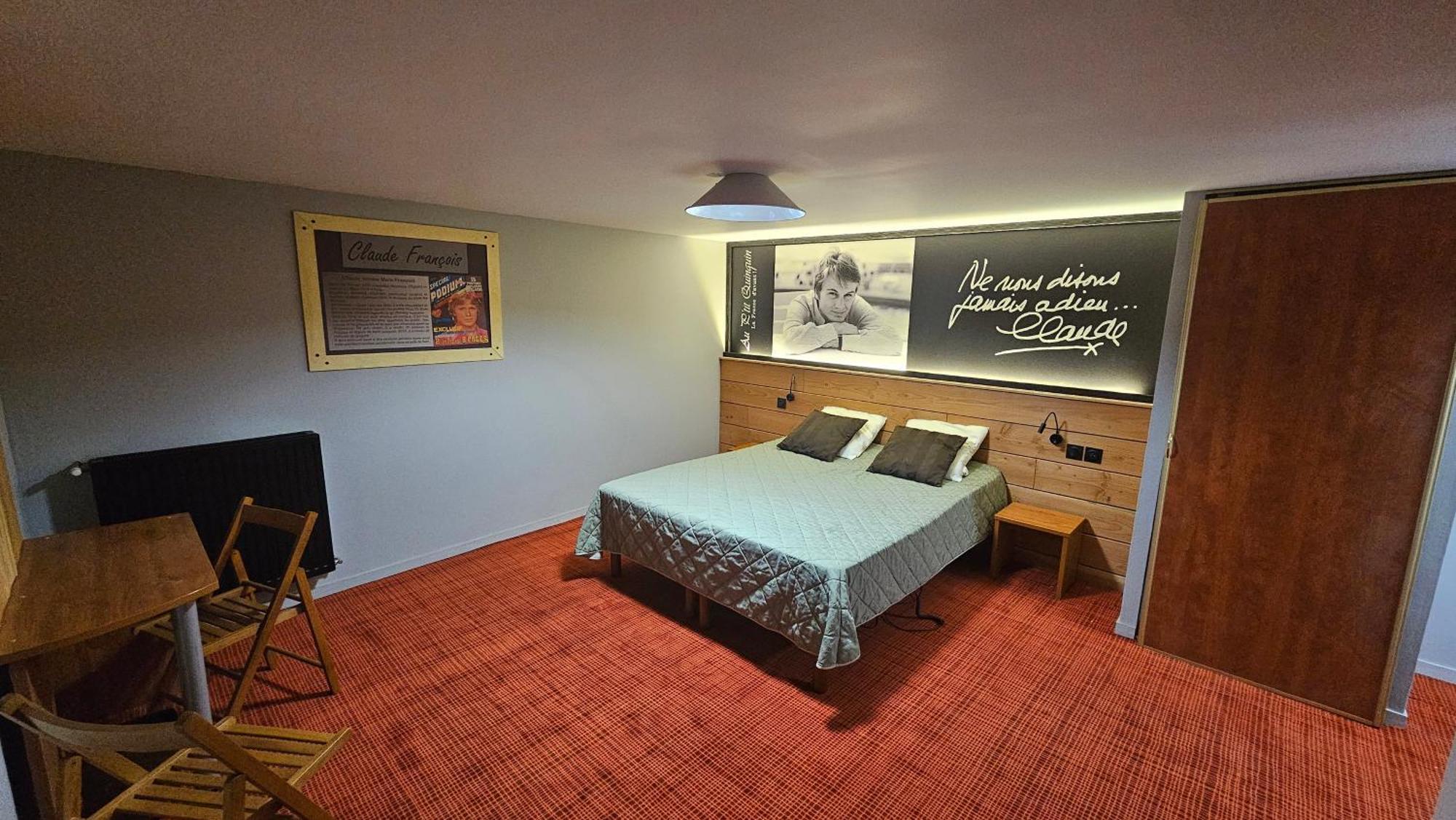 Au P'Tit Quinquin Hotell Céaux Exteriör bild