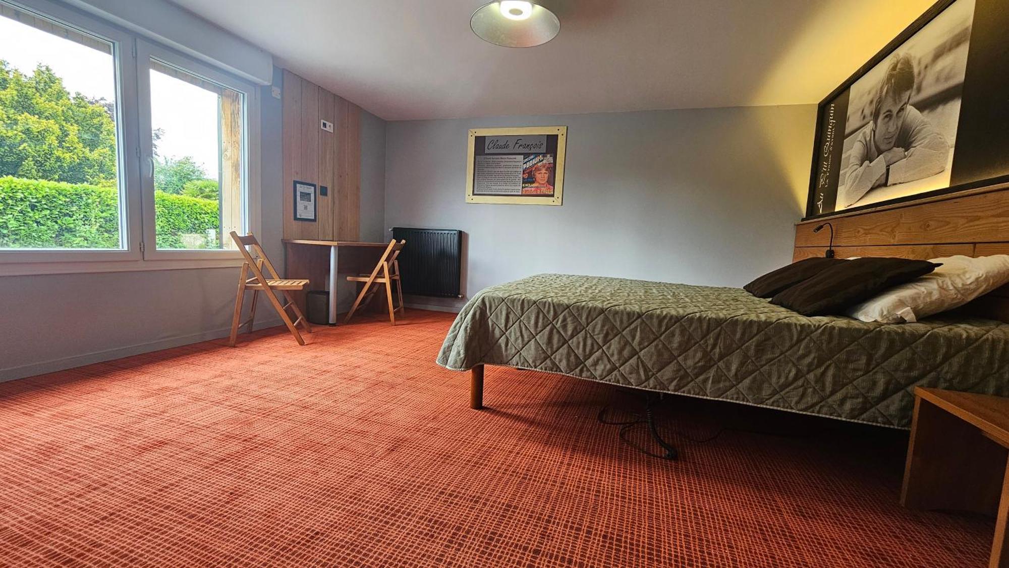 Au P'Tit Quinquin Hotell Céaux Exteriör bild